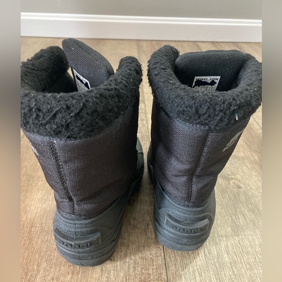 Little boy winter/boot lot - Picture 12 of 16